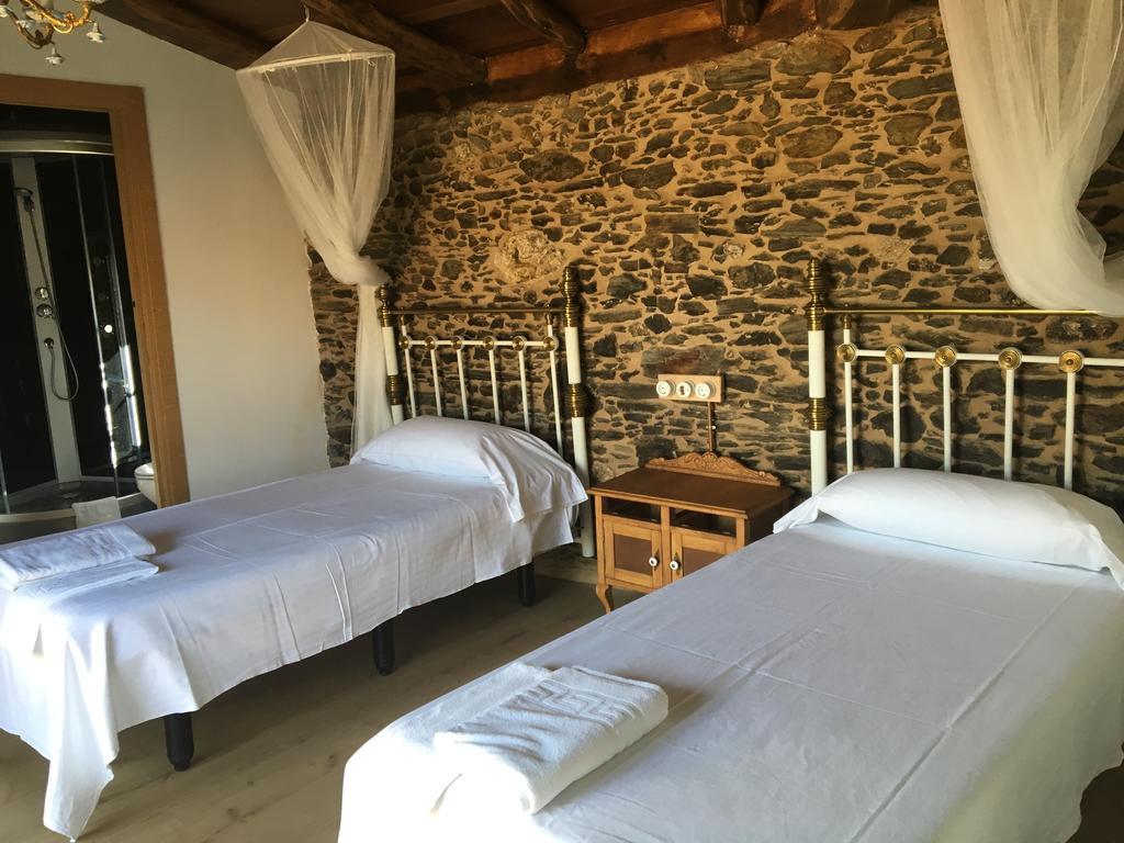Castaneda  Vila Peregrina المظهر الخارجي الصورة